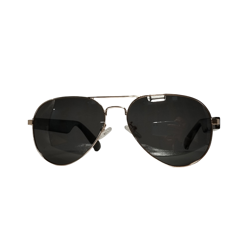 How do Bluetooth audio glasses achieve an immersive 